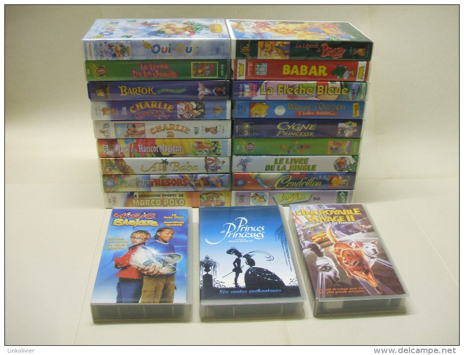 21x K7 CASSETTE VIDEO VHS Secam: Princes Et Princesses, Magic Baskets, L'Incroyable Voyage 2, Oui-Oui, Winnie L'Ourson.. - Verzamelingen, Voorwerpen En Reeksen