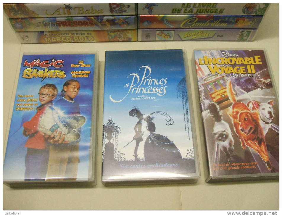 21x K7 CASSETTE VIDEO VHS Secam: Princes Et Princesses, Magic Baskets, L'Incroyable Voyage 2, Oui-Oui, Winnie L'Ourson.. - Collections, Lots & Séries