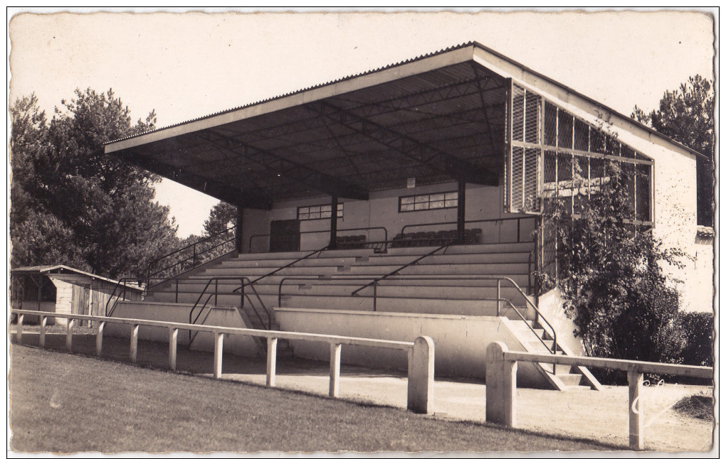 HOSSEGOR - La Tribune Du Stade Municipal. - Hossegor