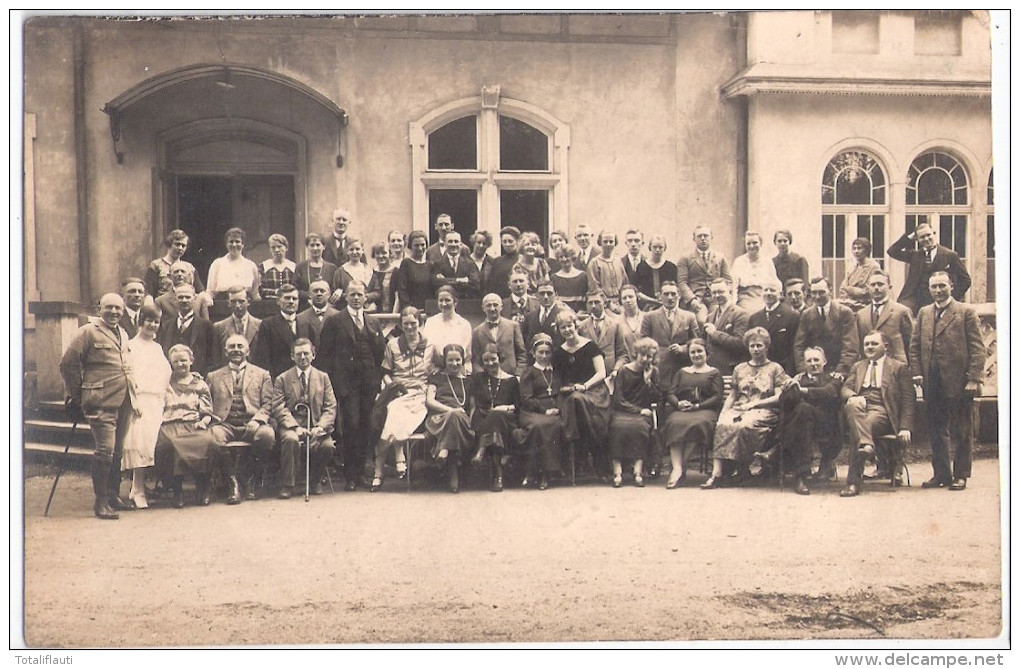 KREISCHA Sachsen Gruppenporträt Vor Sanatorium Private Fotokarte 15.4.1925 Gelaufen - Kreischa
