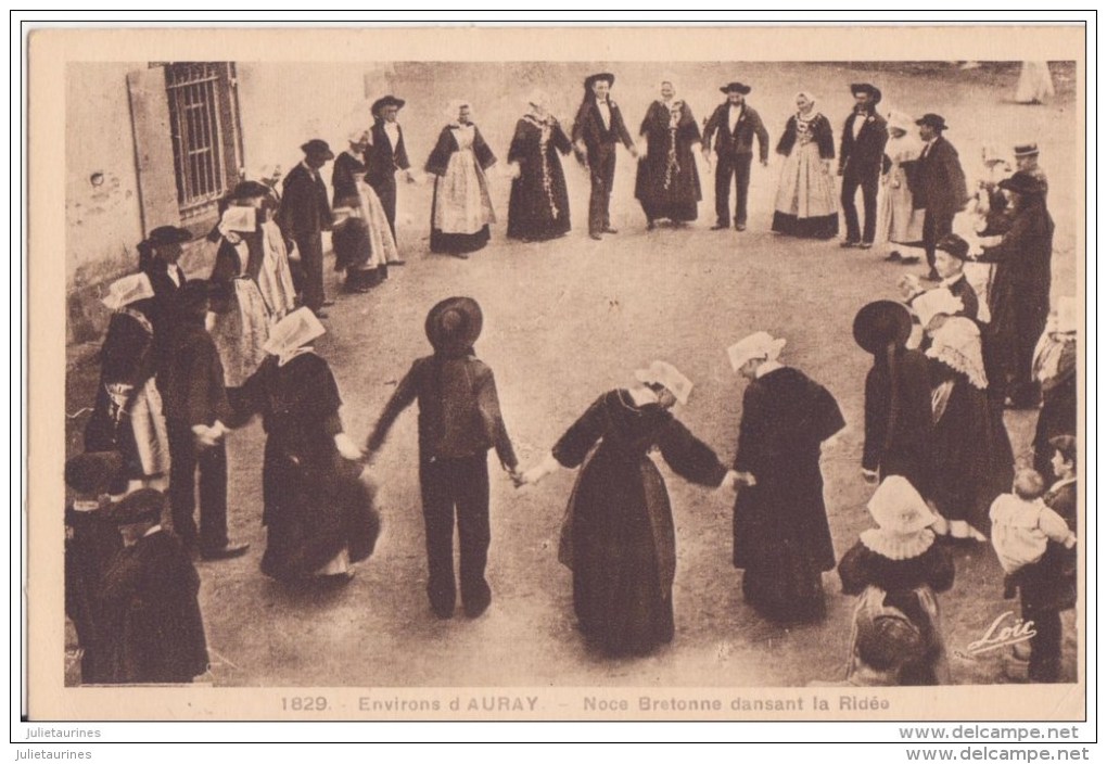 56 AURAY NOCE BRETONNE DANSANT LA RIDÉE TRES ANIMEES CPA BON ETAT - Auray