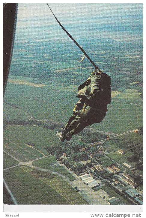 CPSM PARACHUTISME SORTIE AUTOMATIQUE - Parachutespringen