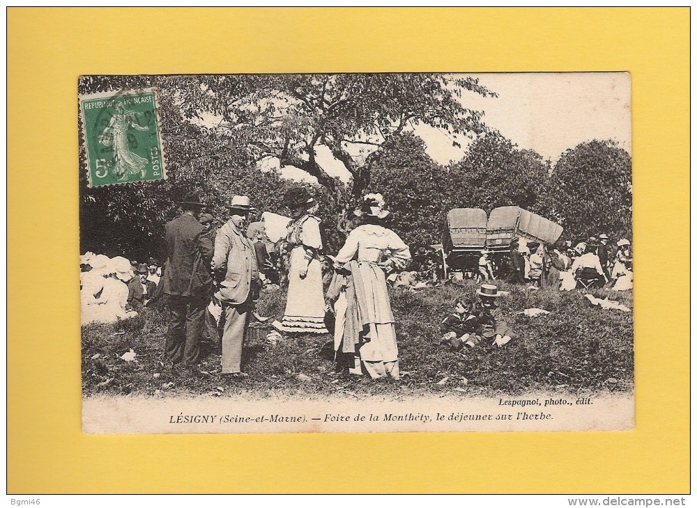 * CPA..dépt 77..LESIGNY   :  Foire De La Monthéty , Le Déjeuner Sur L´herbe  : Voir Les 2 Scans - Lesigny