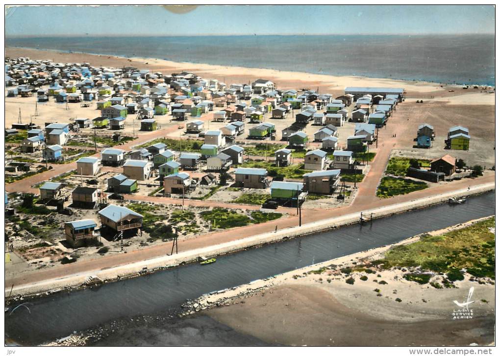 GRUISSAN PLAGE . EN AVION AU DESSUS DE ... VUE GENERALE . - Autres & Non Classés