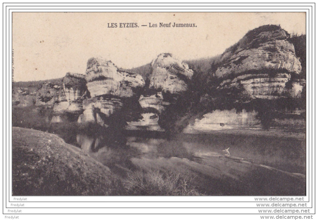 ST-  LES EYZIES  EN DORDOGNE    LES NEUF JUMEAUX    CPA  CIRCULEE    VOIR DESCRIPTIF - Autres & Non Classés