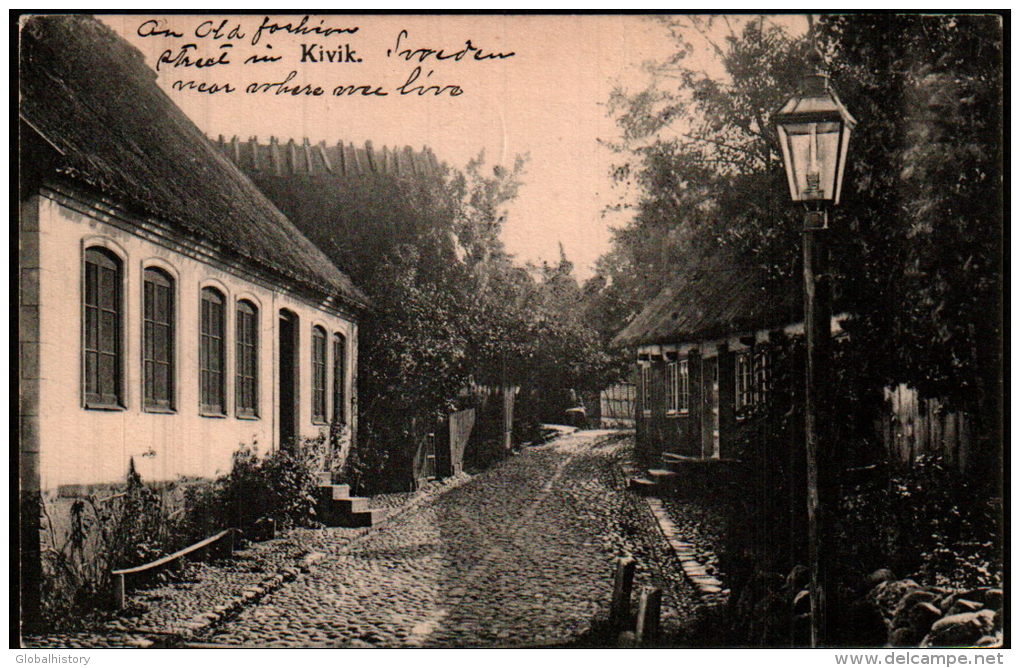 DB4376 - KIVIK - NICE OLD SMALL STREET - Schweden