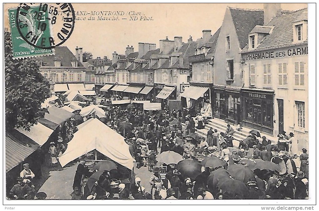 SAINT AMAND MONTROND - La Place Du Marché - Saint-Amand-Montrond