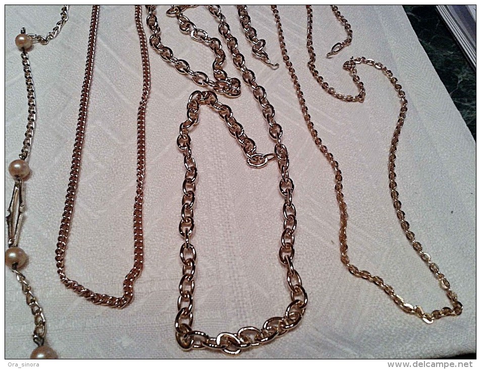 Da eredità: cinque collane catene bigiotteria varie lunghezze-Long necklaces-Collier longuette