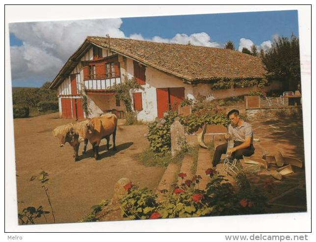 FRANCE -Pays Basque -Ferme Labourdine Et Fabricant De Chistéra. - Lescar