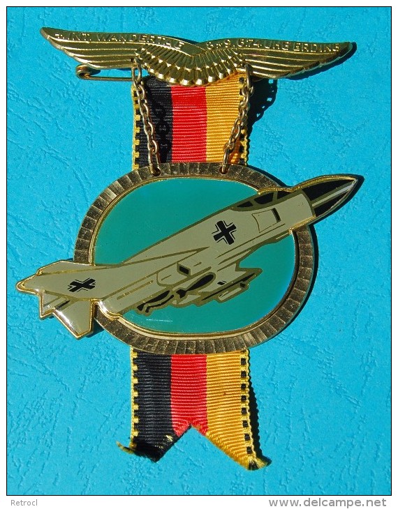 1974 - Volksmarch - Medal - 4 Int. Werdertag - UHG ERDING - F4 Phantom - Air Force - Luchtvaart