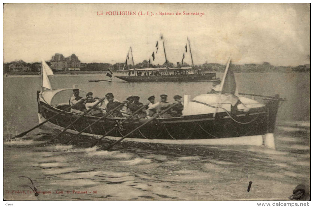 BATEAUX - BATEAU DE SAUVETAGE - CANOT DE SAUVETAGE - LE POULIGUEN - Naufrage - Altri & Non Classificati