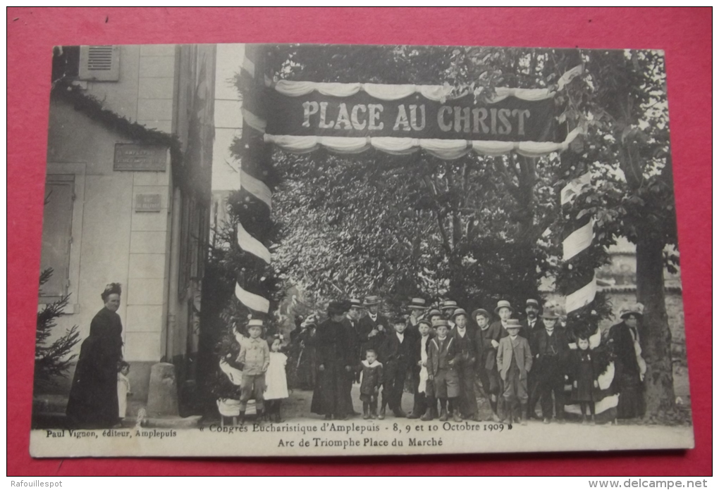 C P Amplepuis  Congres Eucharistique Arc De Triomphe Place Du Marche - Amplepuis