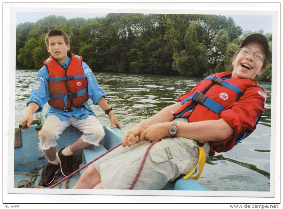 SCOUTISME--Encadrement D'une Régate (voile) à LA FRETTE SUR SEINE--95-- - Scoutisme