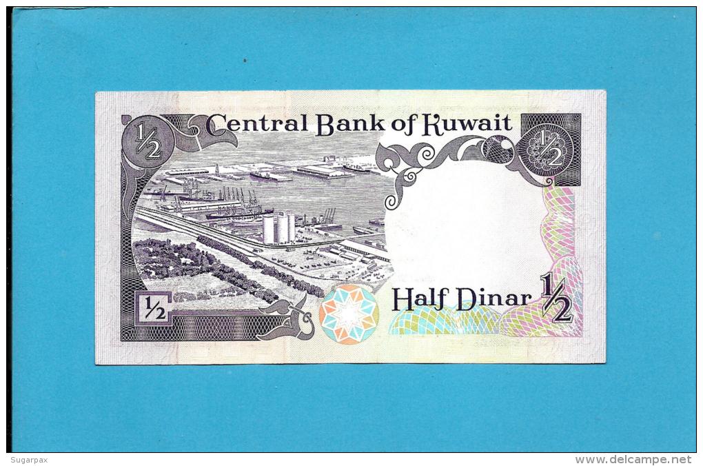 KUWAIT - 1/2 Dinar - ( 1980 ) - Pick 12.b - Sign. 6 - UNC. - Stolen By Iraqi Forces - Denominator / 32 -SEE Description - Koweït