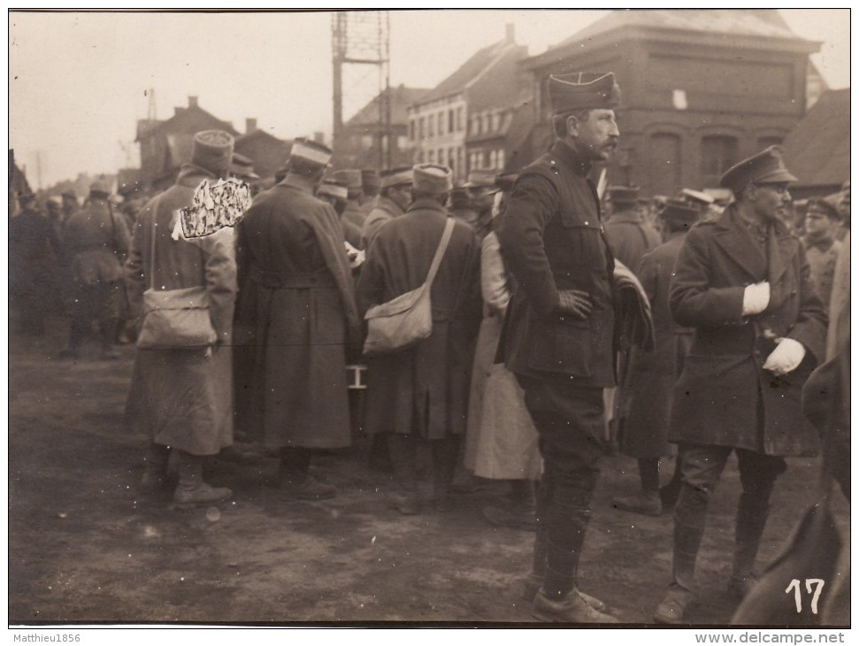Photo 1915 ROESELARE (Roulers) - Prisonniers Belges Et Anglais, IR 172 (A107, Ww1, Wk 1) - Roeselare