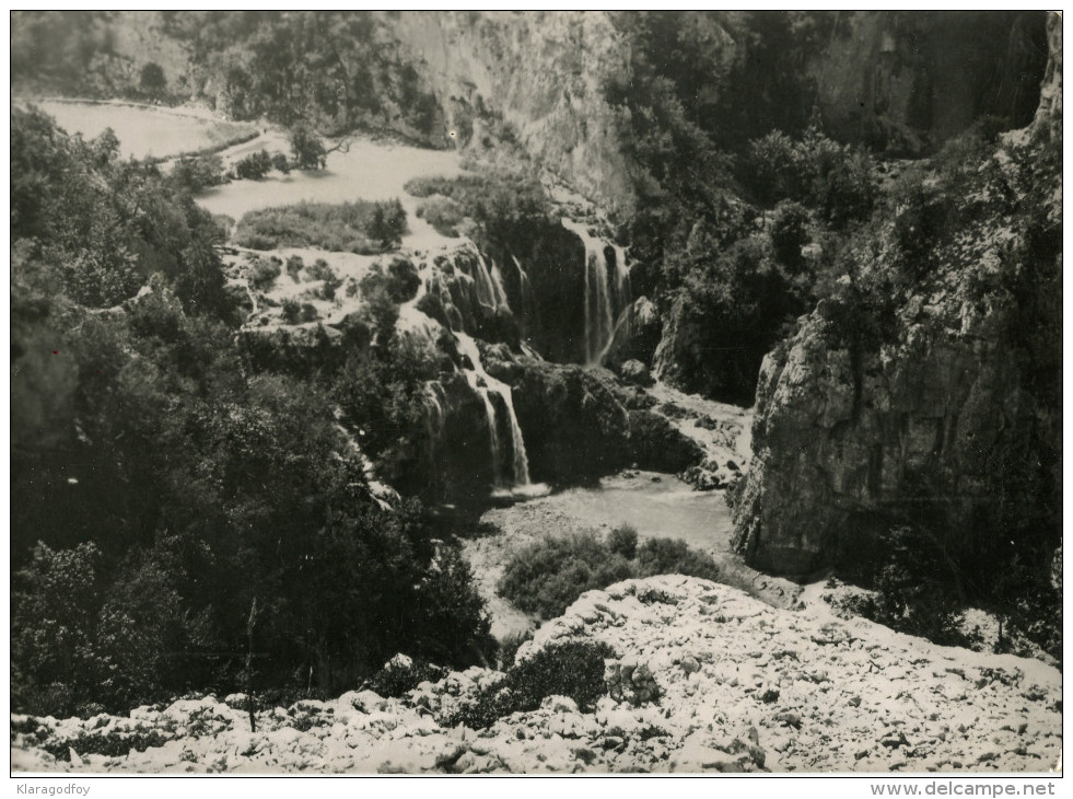 Plitvice Lakes Postcard Without Stamp Travelled 195? Bb - Kroatien