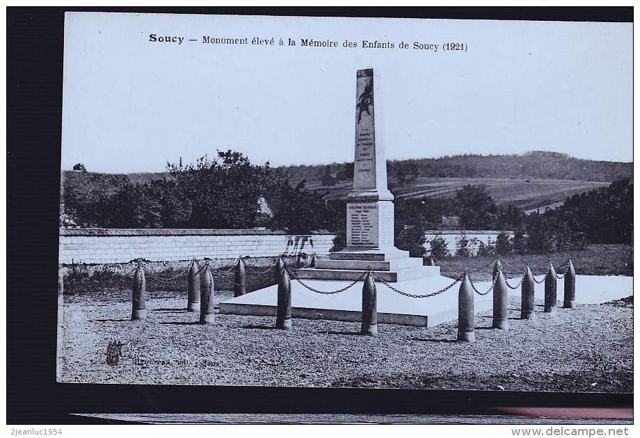 SOUCY MONUMENT - Soucy