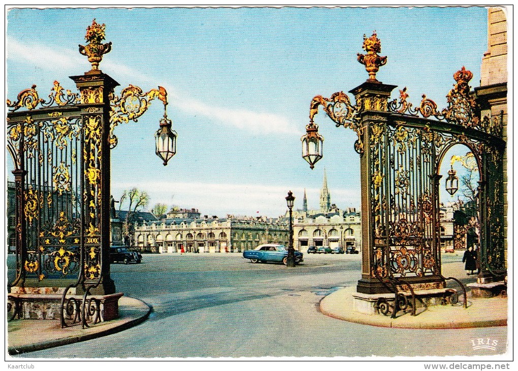 Nancy: PACKARD PATRICIAN '51, CITROËN TRACTION AVANT - Grilles De Jean Lamour Et Place Stanilas - (M.-et-M., France) - Toerisme