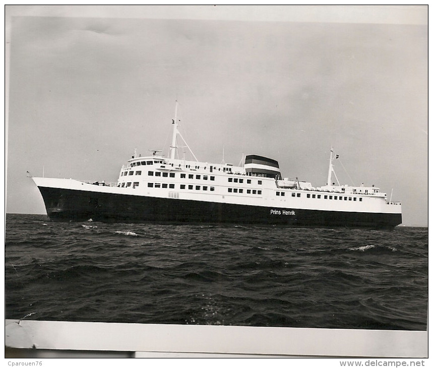 Photo Bateau Navire " Prins Henrik 1973 Nakskov "   Mer ...Danemark   Ship Marine Marchande - Schiffe