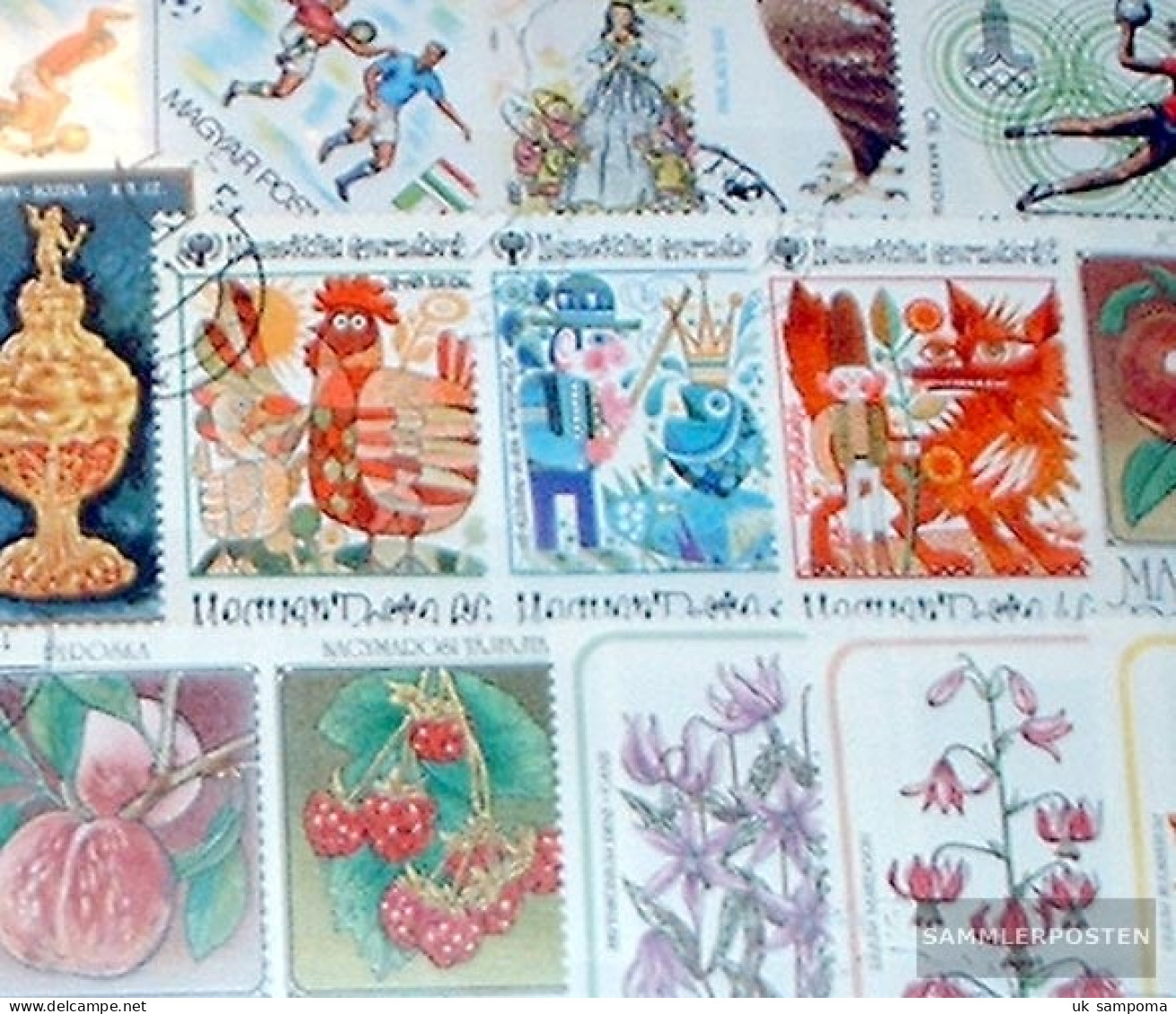 Hungary 300 Different Special Stamps - Sammlungen