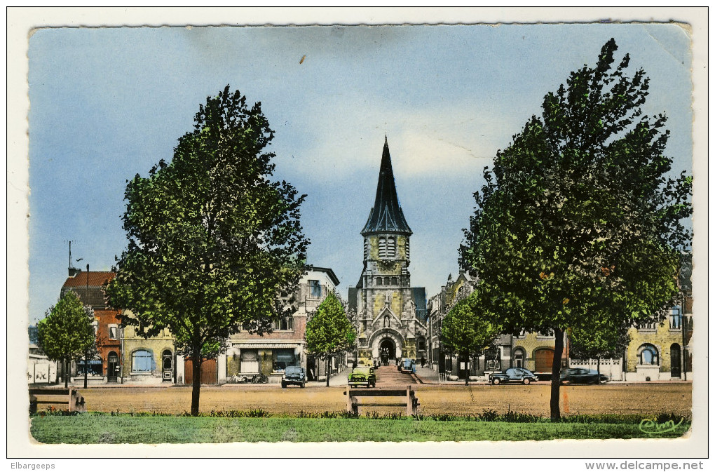 59  -  Wattrelos  -  Place De La République, Eglise Ste Thérèse  ..... En 1962 - Wattrelos