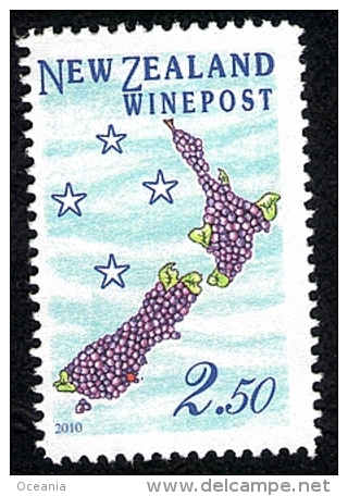 New Zealand Wine Post Land Of Grapes 2010. - Other & Unclassified