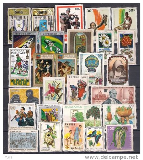Lot 124 Rwanda  1963/85 Small Colection 78 Different  3 Scans   MNH - Collections
