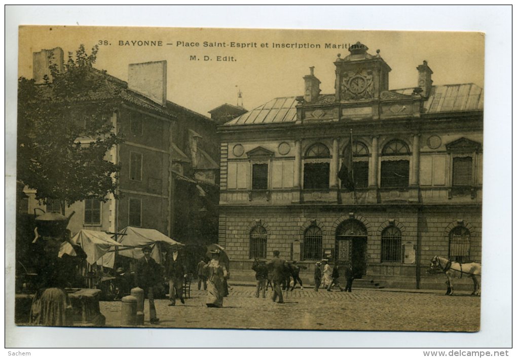 64 BAYONNE 1904 Petit Marché Place Saint Esprit Batiment Inscription Maritime  /D08-2015 - Bayonne