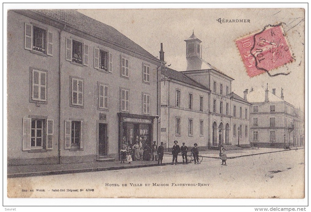 GERARMER  - Hôtel De Ville Et Maison Farreyrol-Remy. Carte Très Rare. - Gerardmer