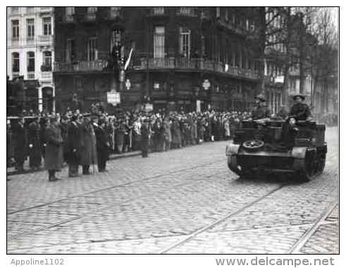 PARIS - 6 PHOTOS LIBERATION - Guerre, Militaire