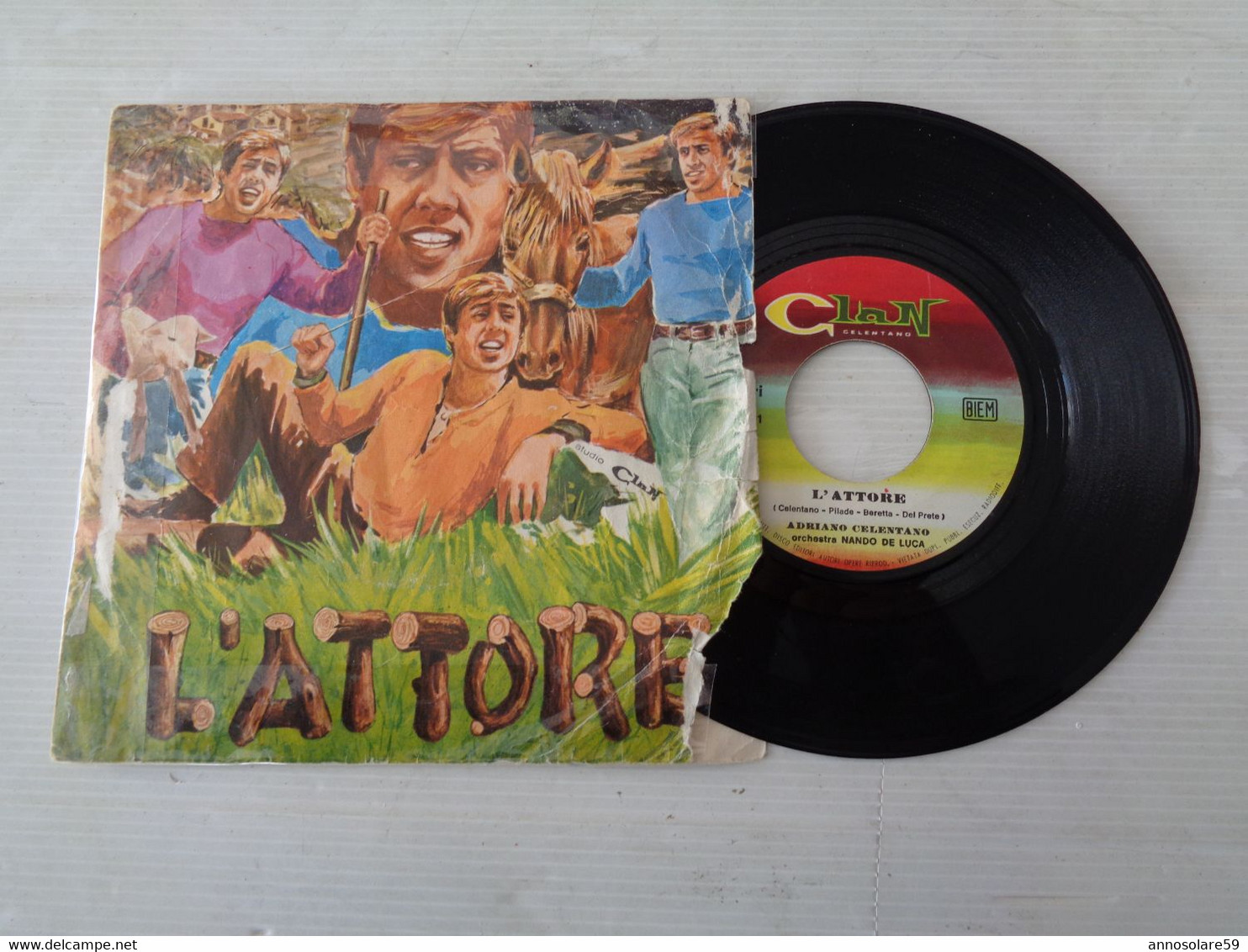 ADRIANO CELENTANO - L' ATTORE-LA TANA DEL RE - DISCO 45 GIRI - CLAN BF 69001 - LEGGI - 45 G - Maxi-Single