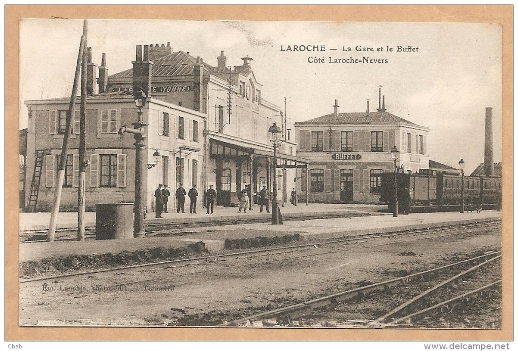 LAROCHE -- La Gare Et Le Buffet - Coté Laroche-Nevers - Voyagée 1907 - GARE - TRAIN - Laroche Saint Cydroine