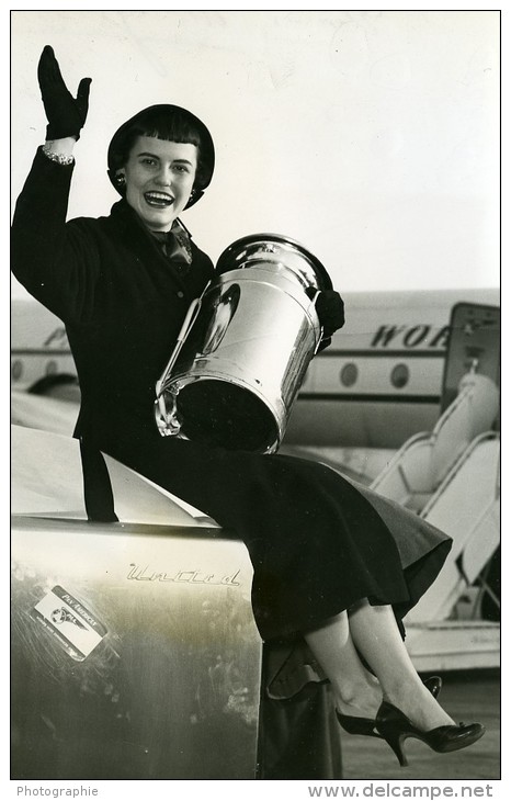 Americaine Eleanor Maley Miss Lait Arrive à Orly Ancienne Photo De Presse 1954 - Autres & Non Classés