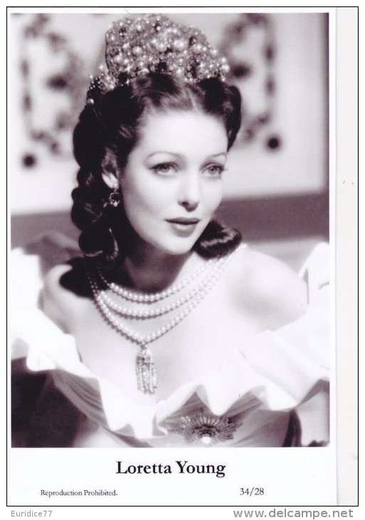 LORETTA YOUNG - Film Star Pin Up - Publisher Swiftsure Postcards 2000 - Artistes