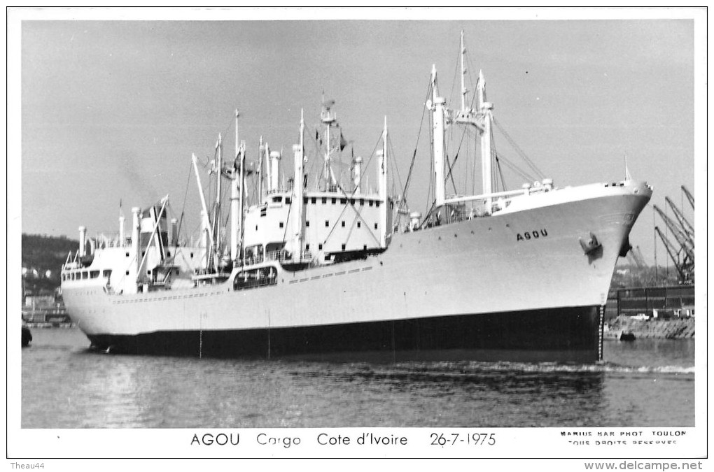 ¤¤  -     Carte-Photo Du Bateau De Commerce " AGOU " En 1975  -  Côte D'Ivoire     -   ¤¤ - Commerce