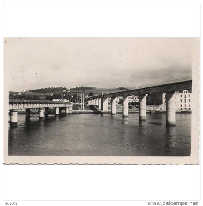 ASTRATP2793-LFTD3267.Tarjeta Postal DE ASTURIAS..Edificios.PUENTES SOBRE EL RIO NAVIA Y VISTAS - Asturias (Oviedo)