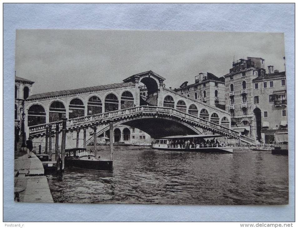 8 Postcard Venezia Sights  A12 - Vicenza