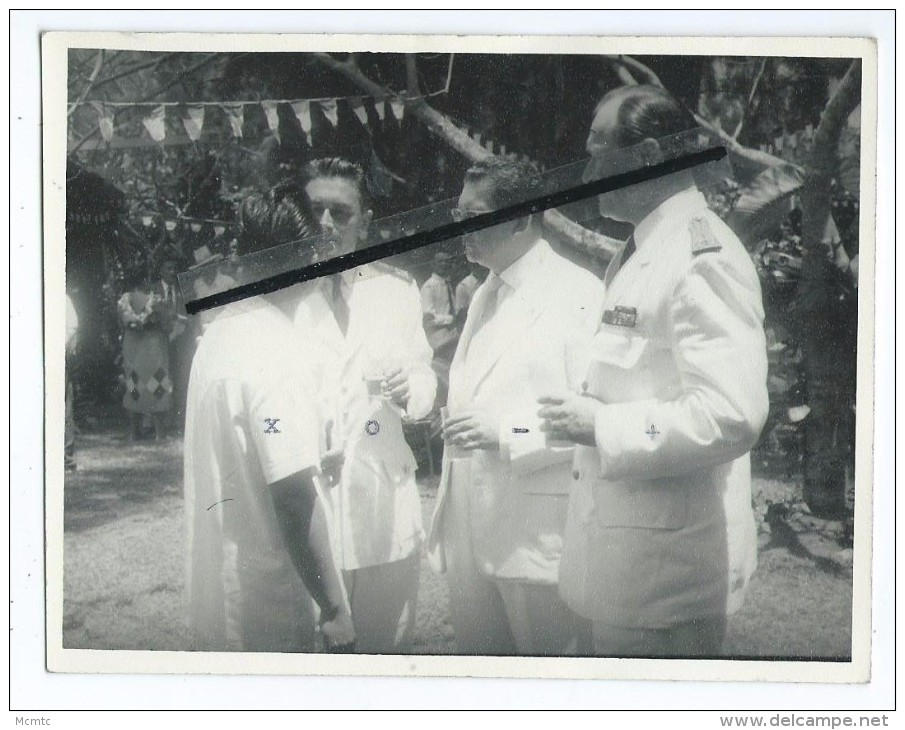 Photo - Coktail Chez L´Administrateur Des Iles Sous Le Vent (Uturoa) -2 Octobre 1959 - Tahiti
