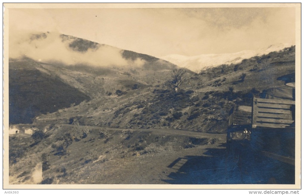 CPA ALGERIE Carte-Photo De TAKERBOUST Camions Sur Une Piste - Ouargla