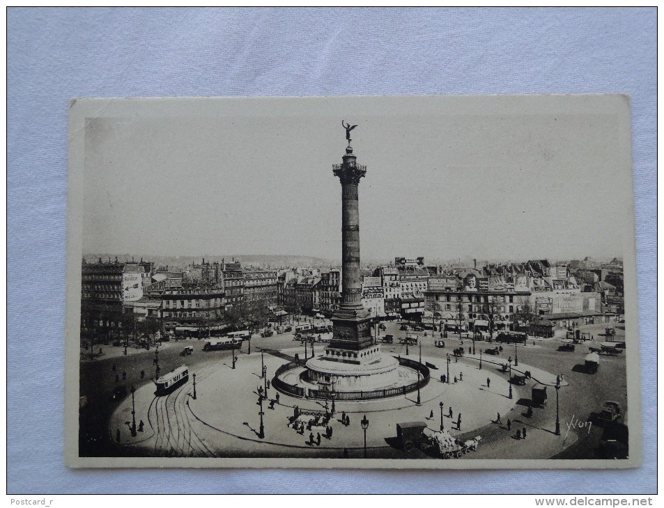 Paris Place De La Bastille    A16 - Markten, Pleinen