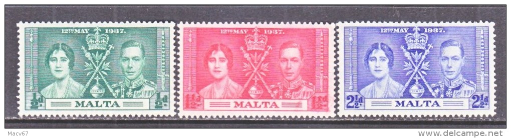 MALTA  188-90     **  CORONATION - Malta (...-1964)