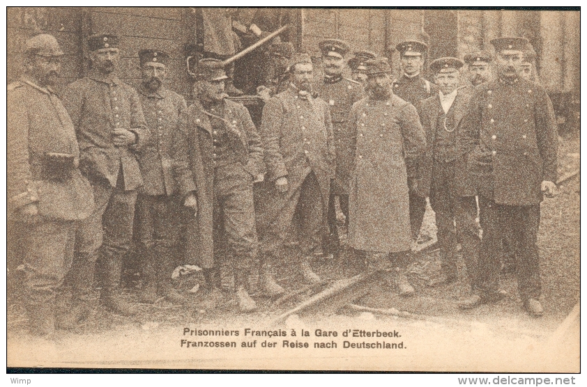 Bruxelles - Militaires - Prisonniers Français à La Gare D' Etterbeek - Etterbeek