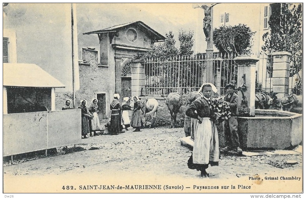 Saint-Jean-de-Maurienne (Savoie) - Paysannes Sur La Place - Edition Grimal - Carte Non Circulée - Europa