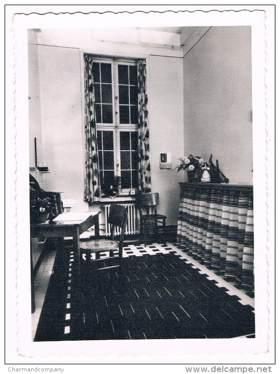 St Augustinus Verpleegstersschool, Aalst, Slaapkamer - Foto De Decker- De Buck, Aalst - 2 Scans - Aalst