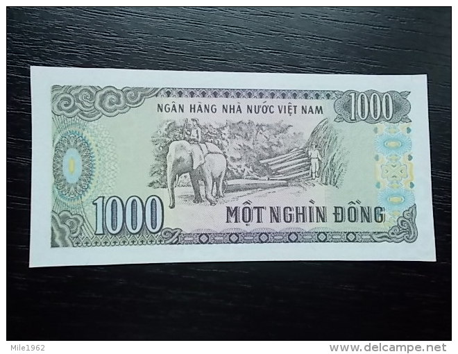 VIETNAM -1000 DONG -1988- UNC - Viêt-Nam