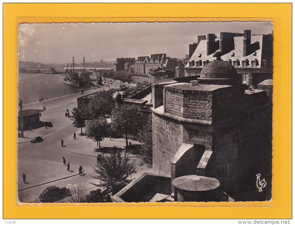 SAINT-MALO - 35 - CPSM Grand Format - SITES HISTORIQUES - LES REMPARTS - LA GRANDE BATTERIE ET LE BASSIN VAUBAN - Saint Malo