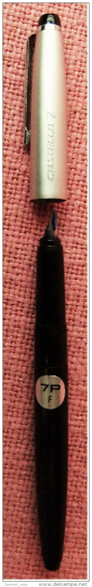 Faber Castell  -  Castello 7 Füller  -  Schwarz Mit Silberfarbiger Hülle  -  Von Ca. 1970 - Pens