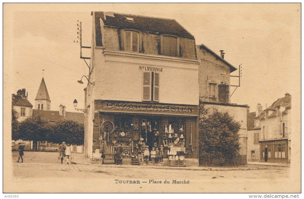 CPA 77 TOURNAN Place Du Marché - Magasin Bazar Parisien - Tournan En Brie