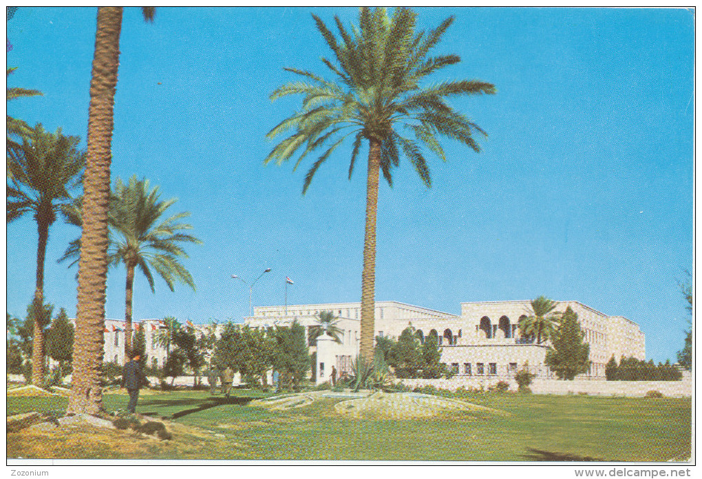 BAGHDAD The National Council Building  The National Assembly, IRAQ - 1975 Stamp Arab Working Organization Old Postcard - Irak