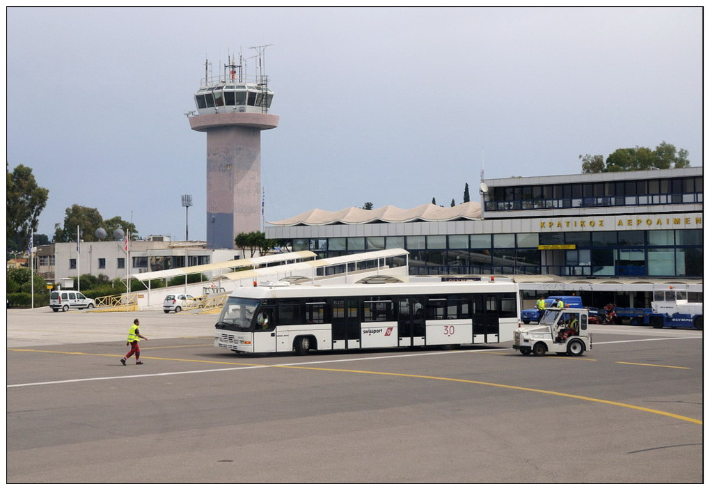 Corfu Ioannis Kapodistrias Int'l Airport Greece Control Tower Postcard - Aeródromos